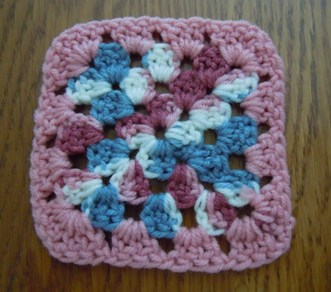 Granny square crochet pattern